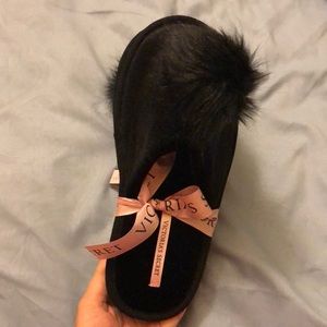 💓NWT💓  Victoria secret slippers
